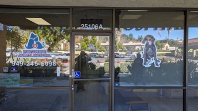 <p>window graphics</p><p>wall graphics</p> Photo